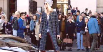 Модни женски капут из јесени 2018. - нови предмети и трендови