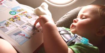 Путовање ваздухом са бебом: како обезбедити удобност вашем детету и себи?